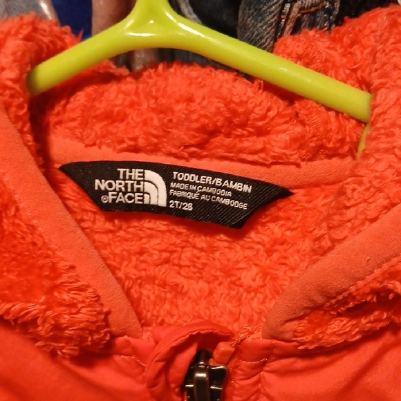 The North Face Vibrant Red Fleece Jackets - Picture 3 of 6